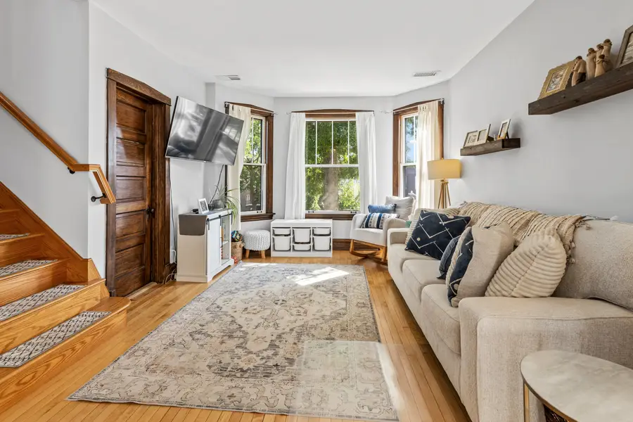 3748 N Spaudling Avenue, Chicago, IL 60618 - #2