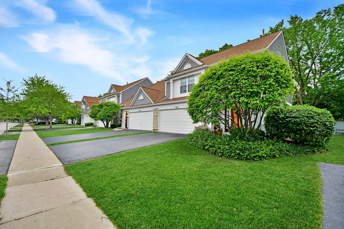627 N Charter Hall Drive, Palatine, IL 60067 - #1