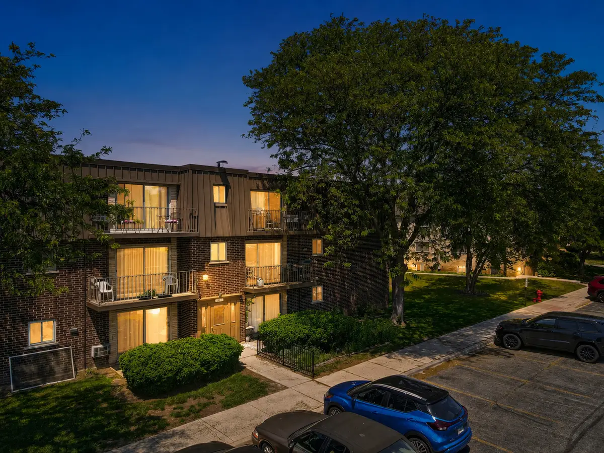 571 Fairway View Drive #3K, Wheeling, IL 60090 - #1