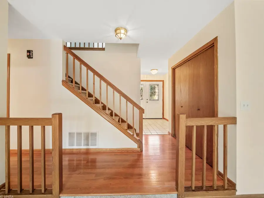 11103 Regency Drive #11103, Westchester, IL 60154 - #2