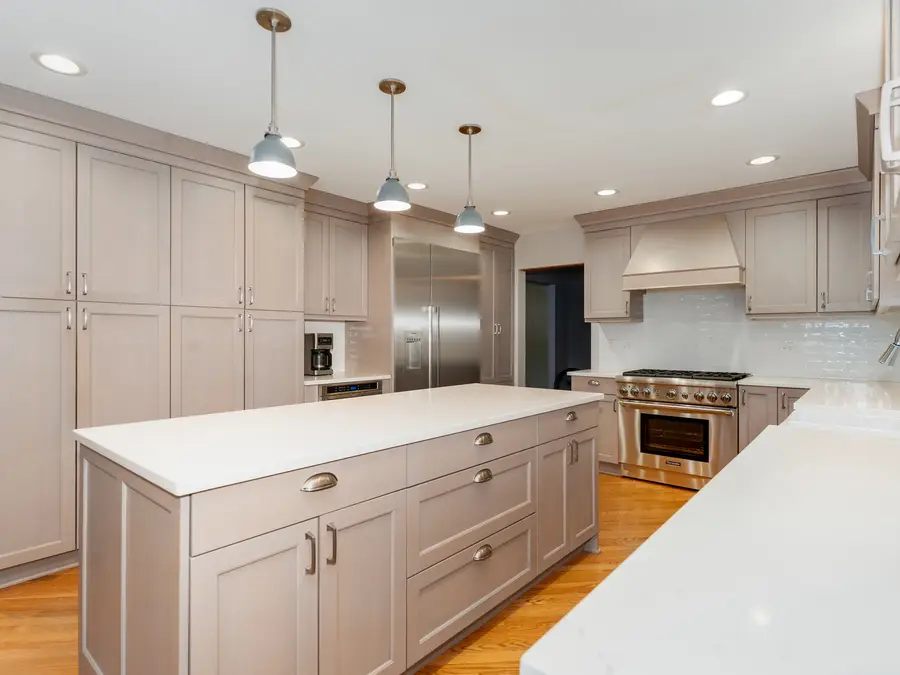 2315 Ridgewood Road, Lisle, IL 60532 - #3