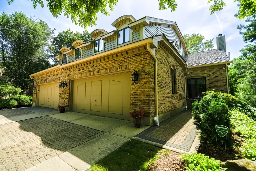 640 Walnut Oaks Drive, Roselle, IL 60172 - #3