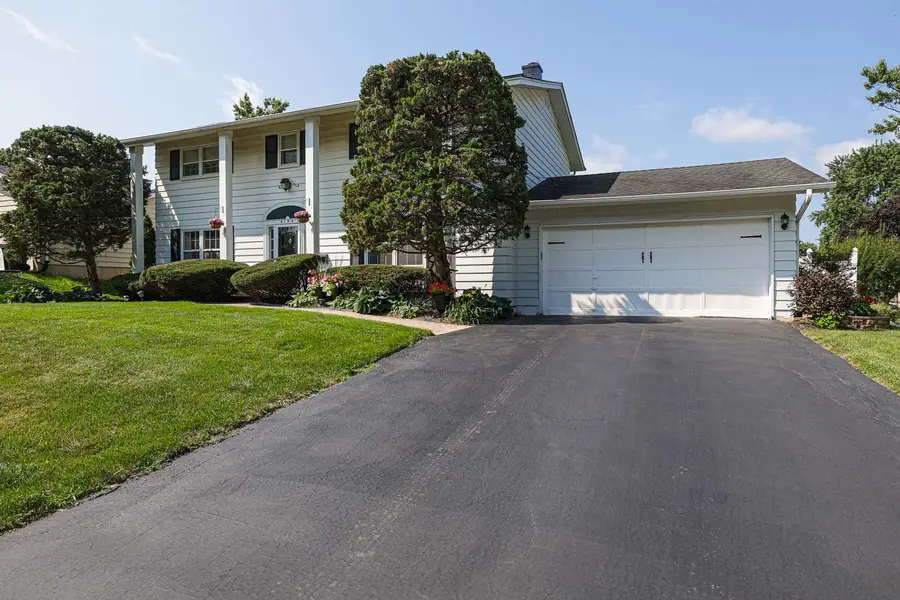6104 Westgate Court, Woodridge, IL 60517 - #3
