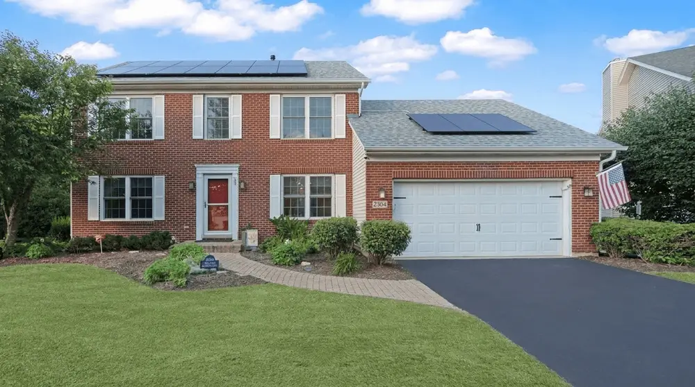2304 Tremont Avenue, Aurora, IL 60502 - #1