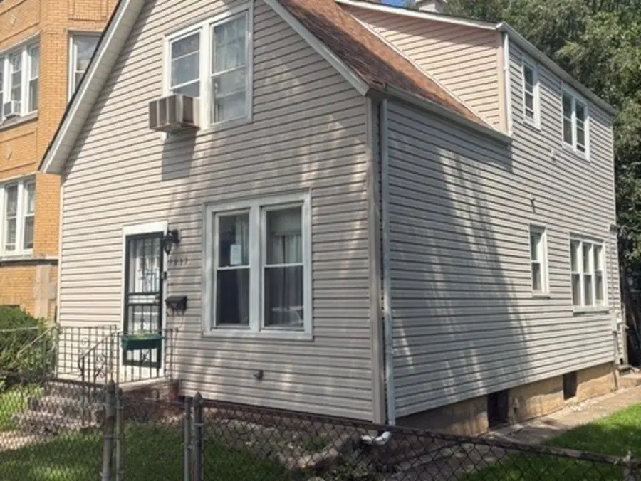 7837 S Dobson Avenue, Chicago, IL 60619 - #2