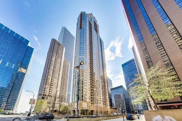 222 N Columbus Drive #3805, Chicago, IL 60601