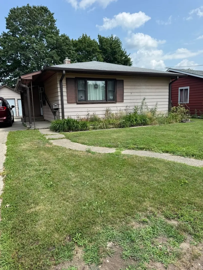 1704 19th Avenue, Sterling, IL 61081 - #1