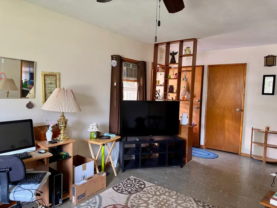 1704 19th Avenue, Sterling, IL 61081 - #3