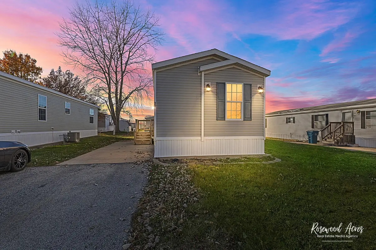 30 Saint Michaels Drive, Bourbonnais, IL 60914 - #1