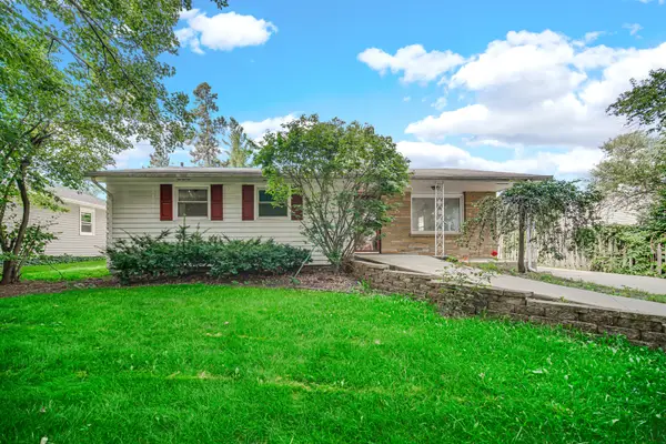 223 S Randall Road, Aurora, IL 60506