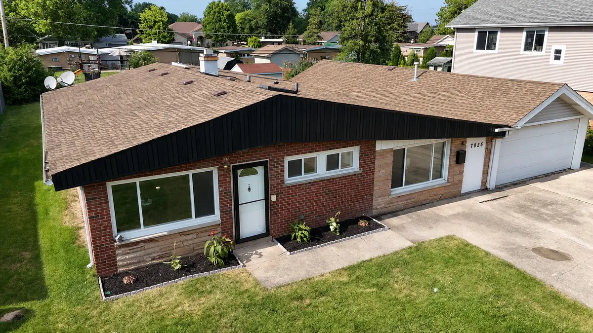7826 W 98th Place, Hickory Hills, IL 60457 - #1