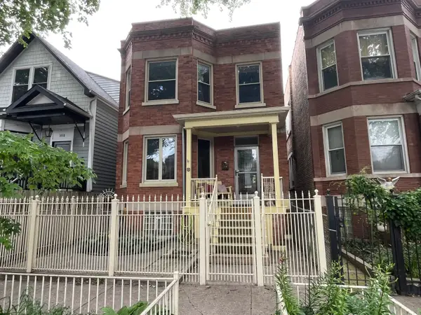 3714 N Hermitage Avenue, Chicago, IL 60613