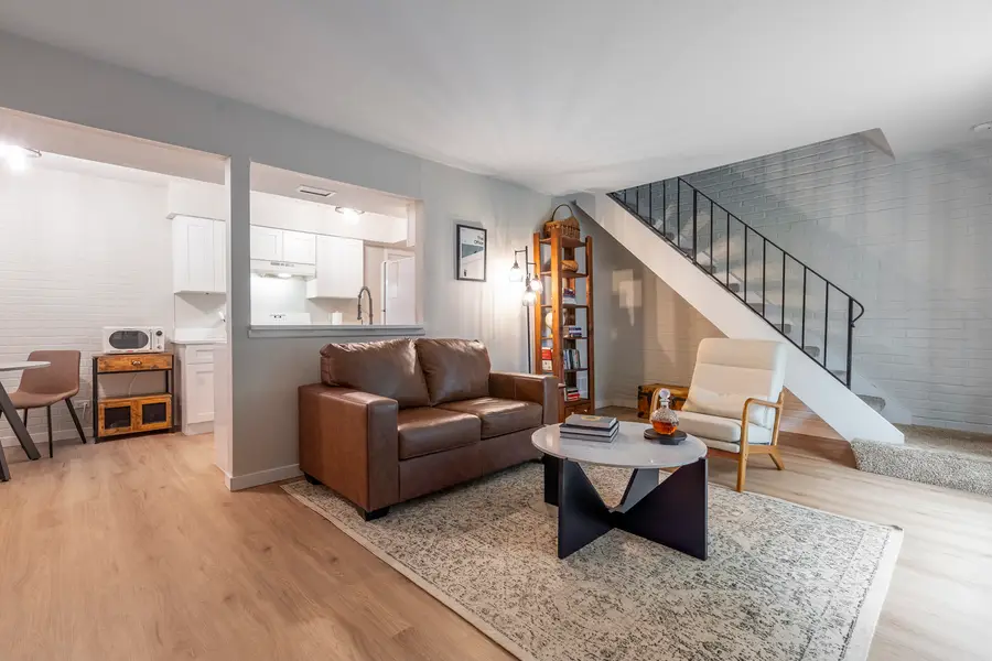 186 Judith Court #B, Bartlett, IL 60103 - #2