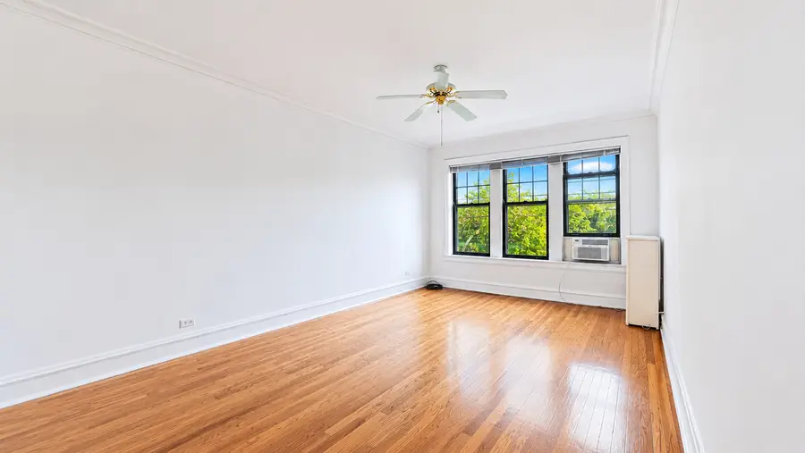 2208 W Winnemac Avenue #APT2, Chicago, IL 60625 - #3