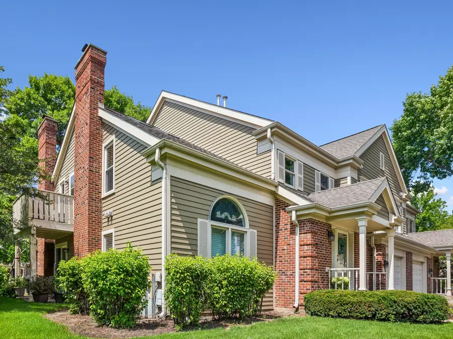 2543 E Hunter Drive, Arlington Heights, IL 60004 - #2