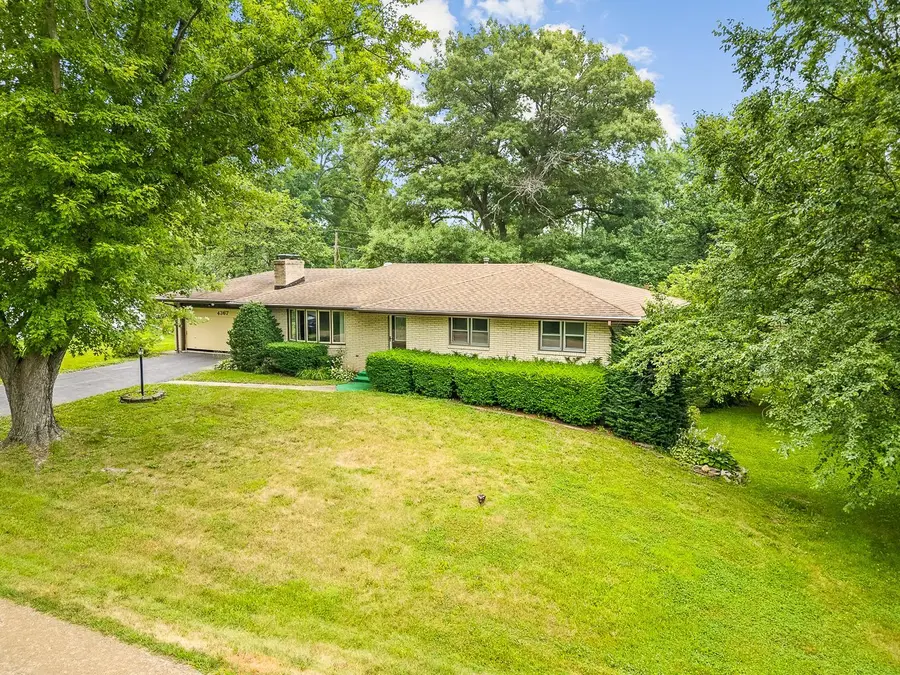 4367 Shorewood Drive, Rockford, IL 61101 - #3