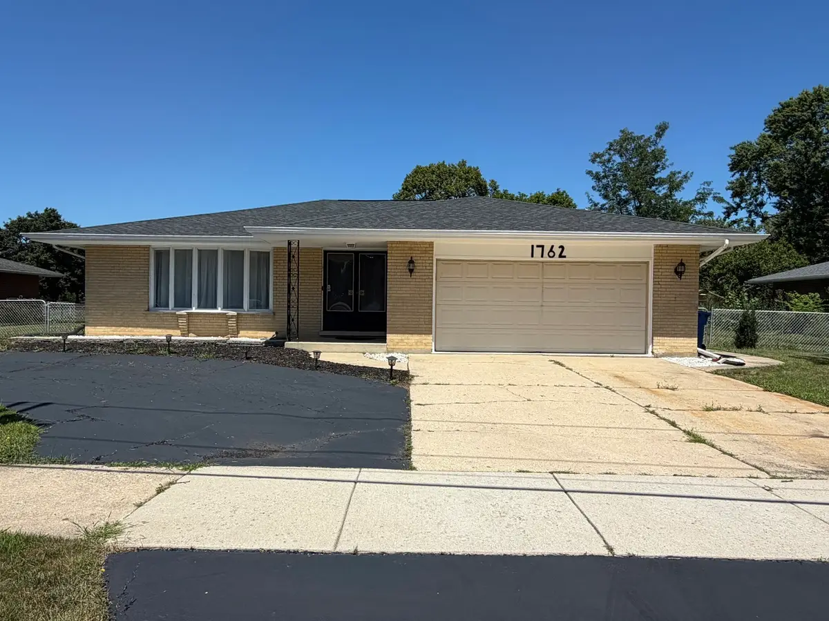 1762 E Camp Mcdonald Road, Mount Prospect, IL 60056 - #1