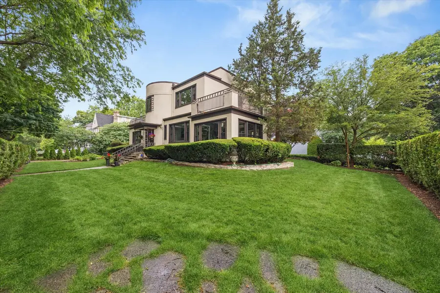 301 W Cossitt Avenue, La Grange, IL 60525 - #3