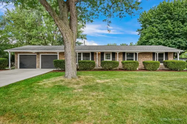136 Scott Drive, East Dundee, IL 60118