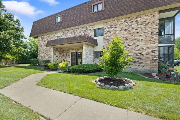 11137 East Road #A, Palos Hills, IL 60465