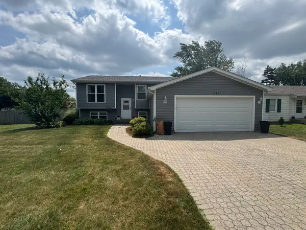 2833 Apple Avenue, Waukegan, IL 60085