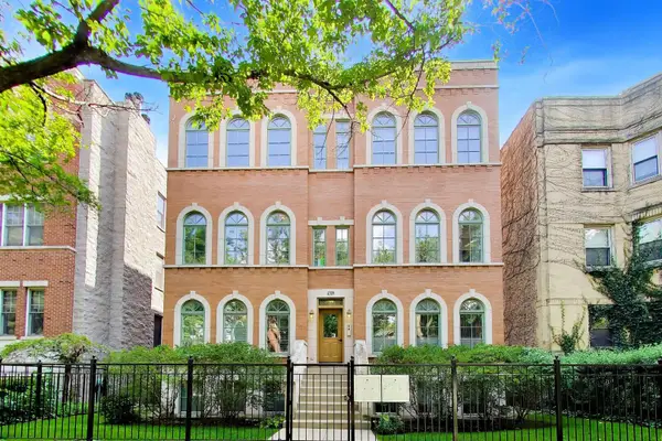 4309 N Richmond Street #2S, Chicago, IL 60618