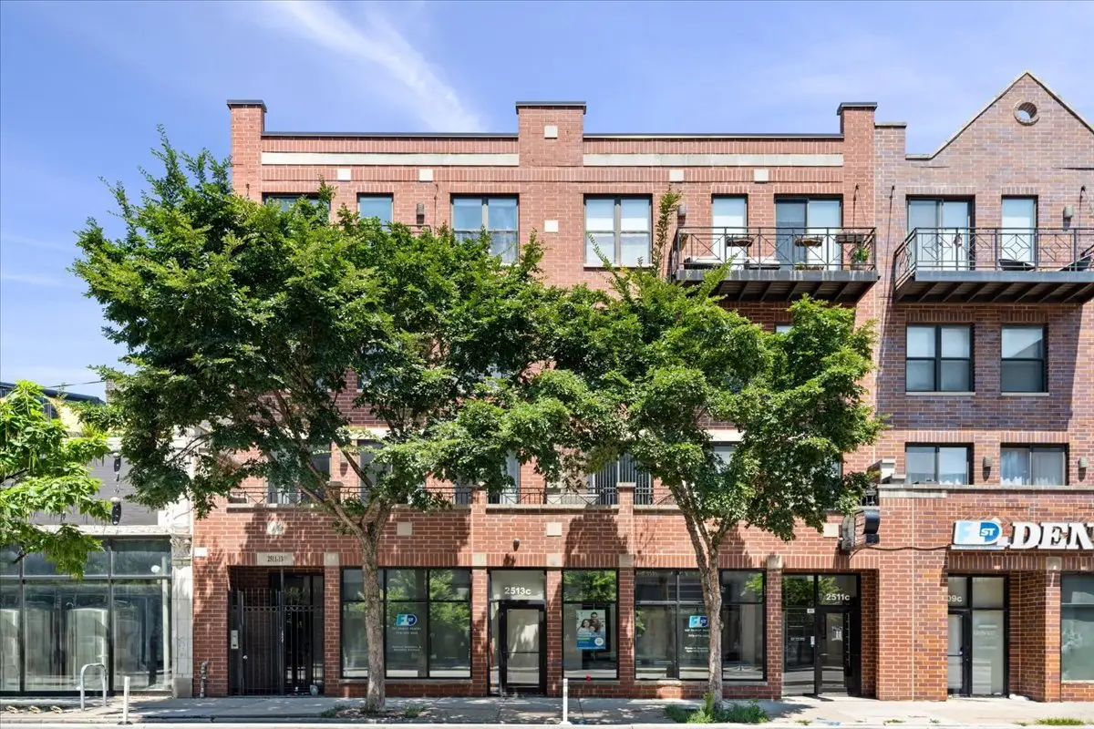 2513 N Milwaukee Avenue #3N, Chicago, IL 60647 - #1