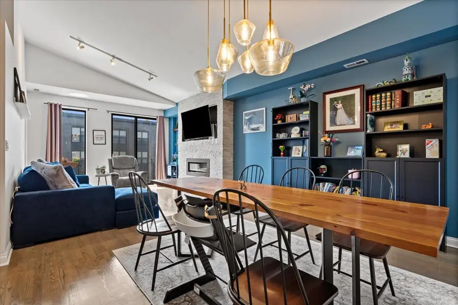 2513 N Milwaukee Avenue #3N, Chicago, IL 60647 - #3