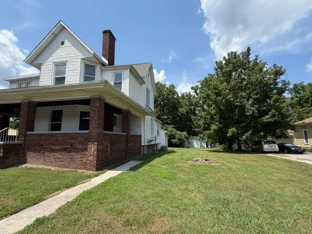 716 North Street, Mount Vernon, IL 62864 - #2