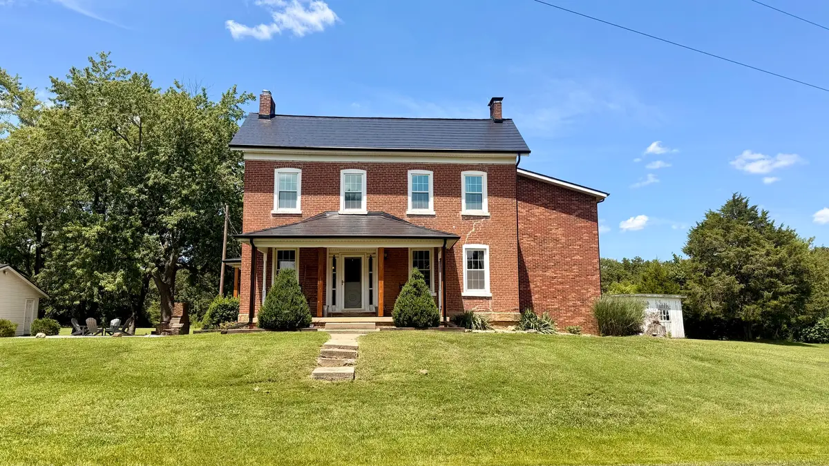 2301 Bundyville Road, Walnut Hill, IL 62893 - #1