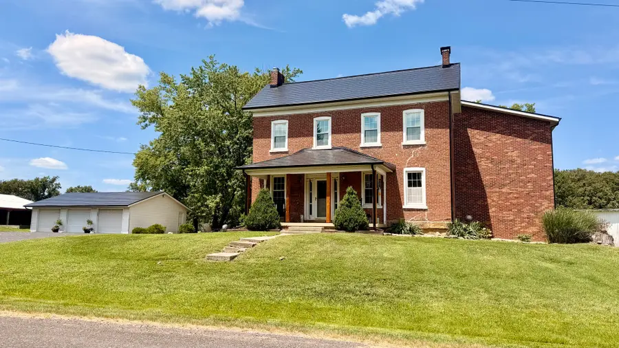 2301 Bundyville Road, Walnut Hill, IL 62893 - #2
