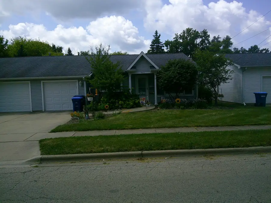 1433 Oakwood Drive, Dekalb, IL 60115 - #2