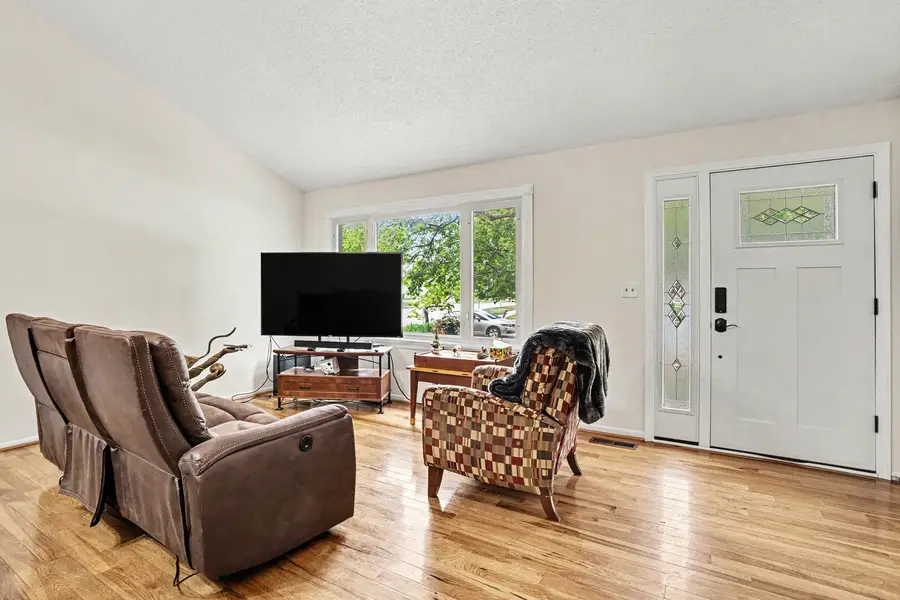 1132 Wishing Well Lane, Naperville, IL 60564 - #2