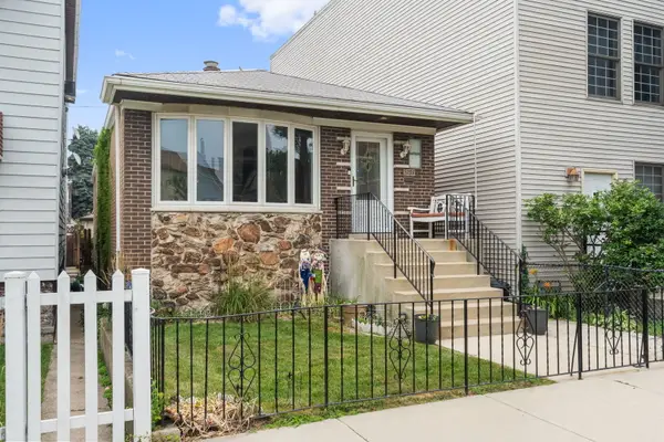 3753 S Emerald Avenue, Chicago, IL 60609