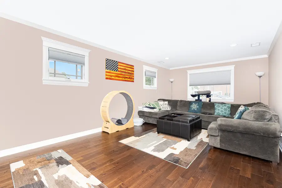 6116 W 94th Street, Oak Lawn, IL 60453 - #3