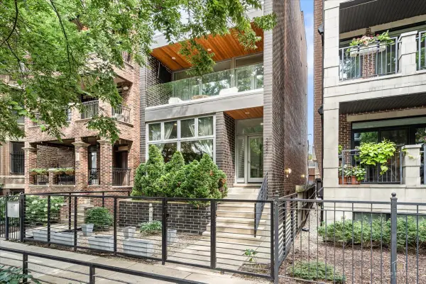 3547 N Reta Avenue #101, Chicago, IL 60657