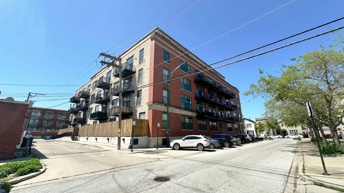 3500 S Sangamon Street #404, Chicago, IL 60609 - #1