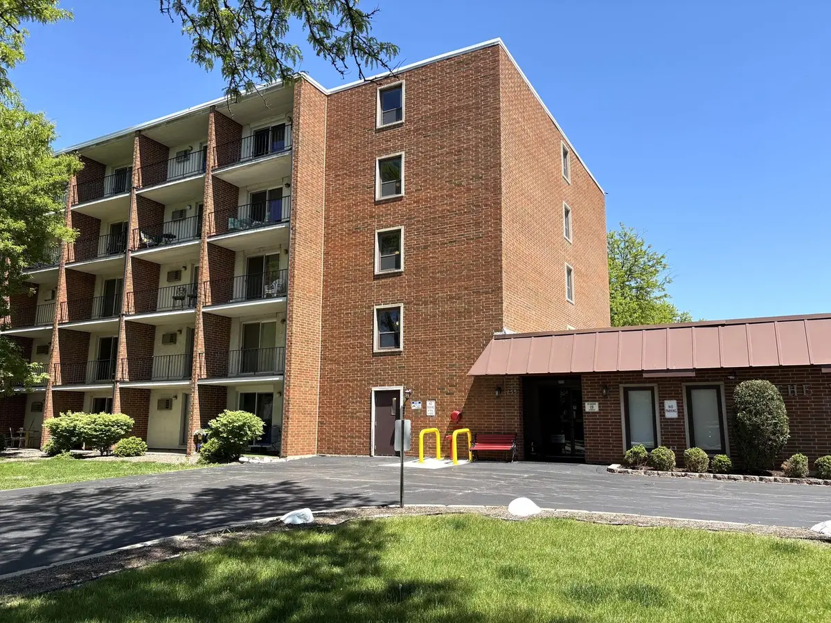 255 S West Avenue #208, Elmhurst, IL 60126 - #1