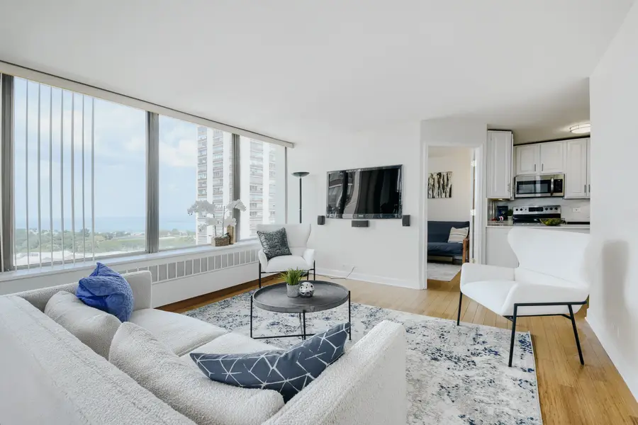1455 N Sandburg Terrace #2009, Chicago, IL 60610 - #2