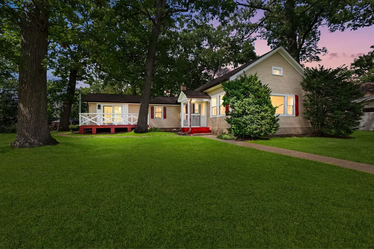 33945 N Prospect Drive, Grayslake, IL 60030 - #1