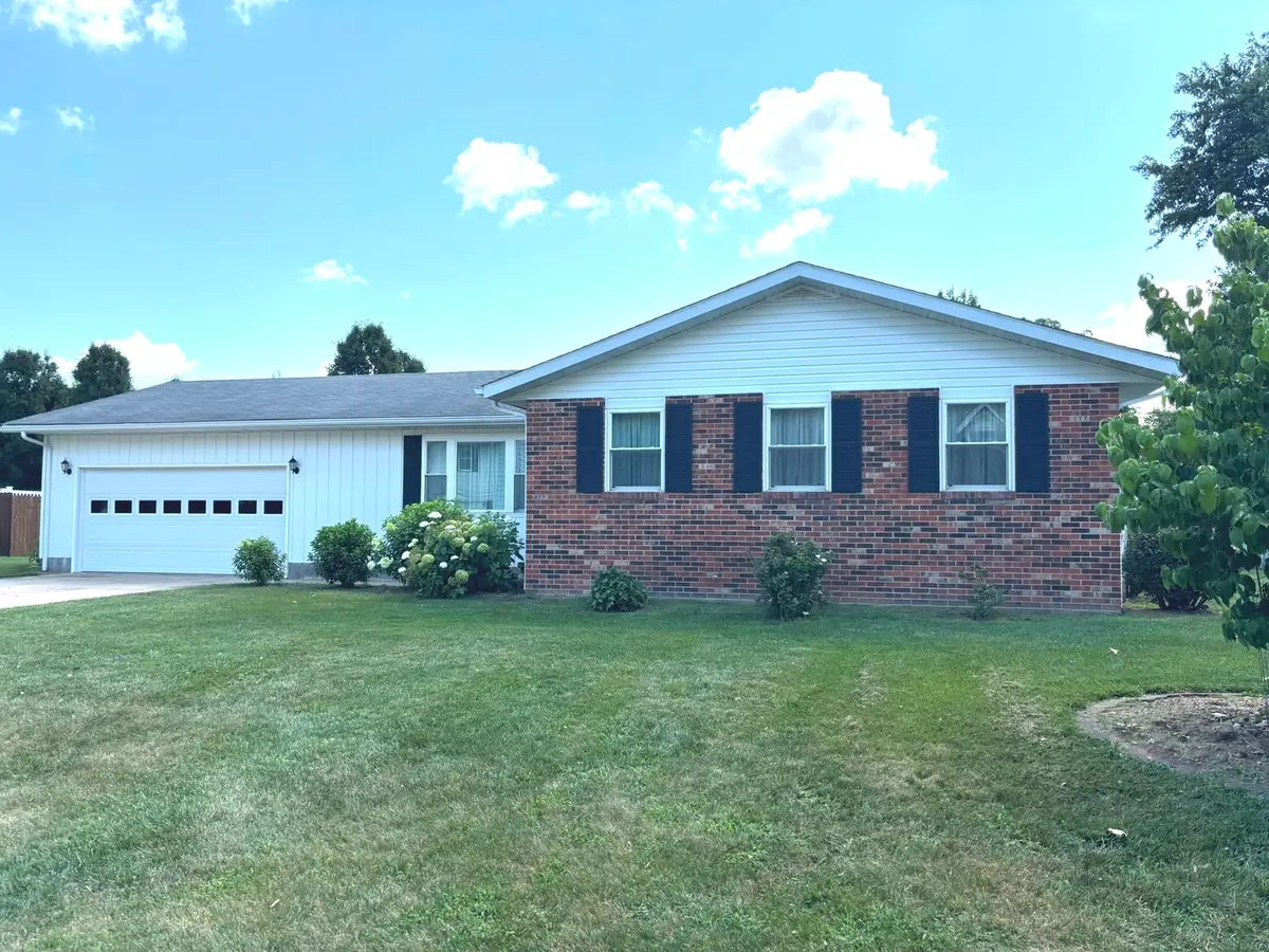222 Northwood Lane, Salem, IL 62881 - #1