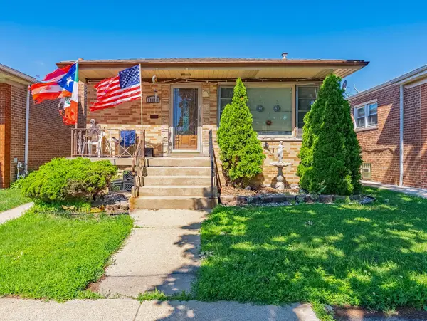11120 S Ewing Avenue, Chicago, IL 60617