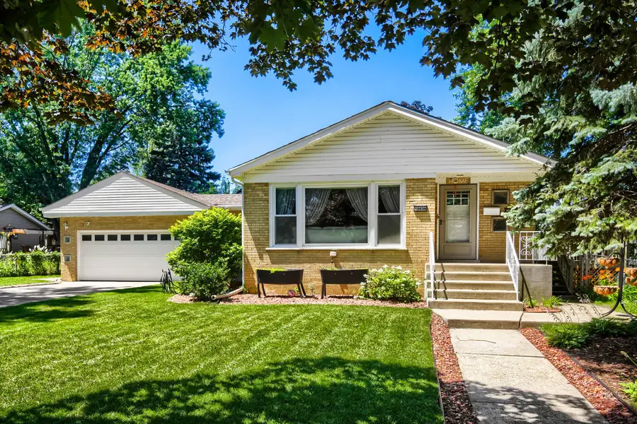 10636 Mason Avenue, Chicago Ridge, IL 60415 - #3