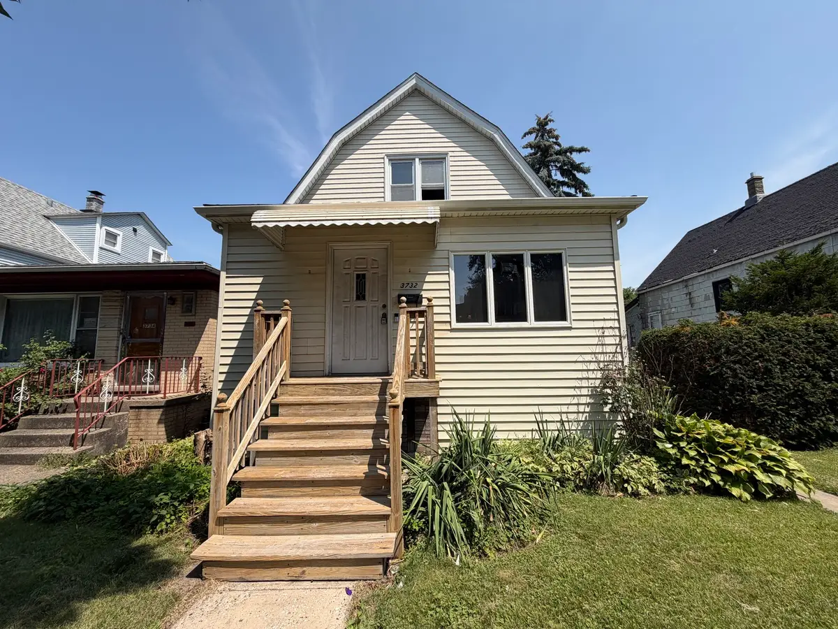 3732 W Addison Street, Chicago, IL 60618 - #1