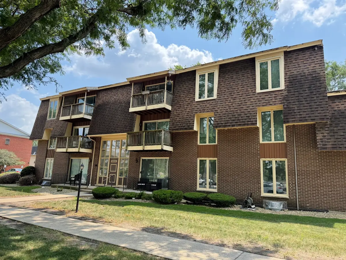 5721 W 103rd Street #304, Oak Lawn, IL 60453 - #1