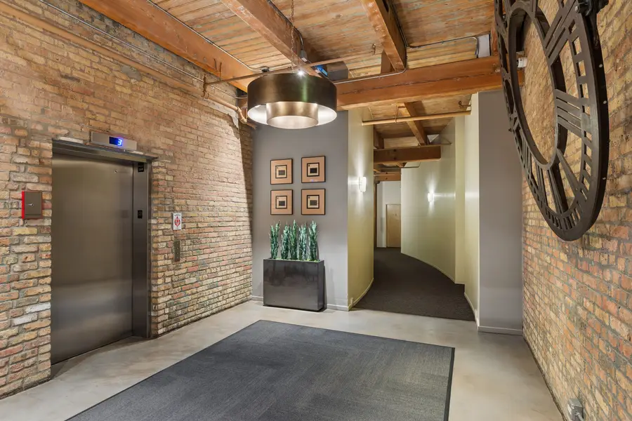 2300 W Wabansia Avenue #308, Chicago, IL 60647 - #3