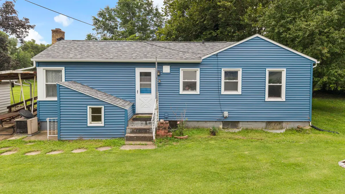 943 28th Avenue, Rock Island, IL 61201 - #1