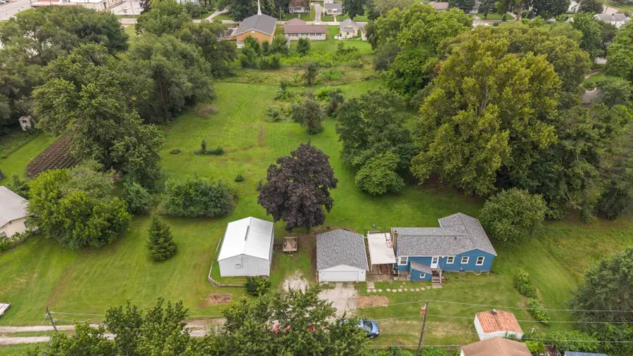 943 28th Avenue, Rock Island, IL 61201 - #2