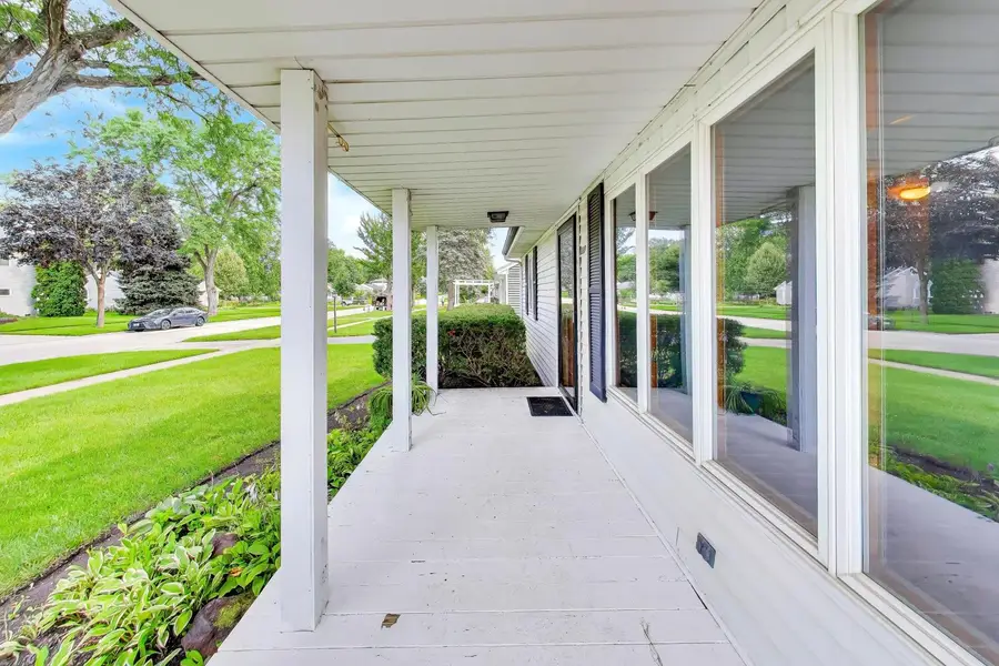 219 N William Street, Mount Prospect, IL 60056 - #3
