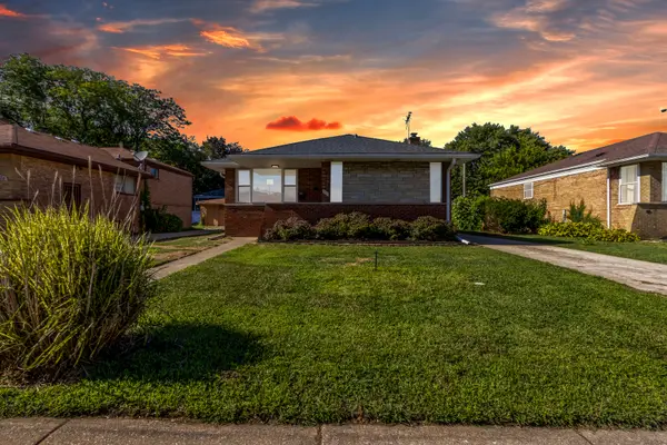 930 E 161st Place, South Holland, IL 60473